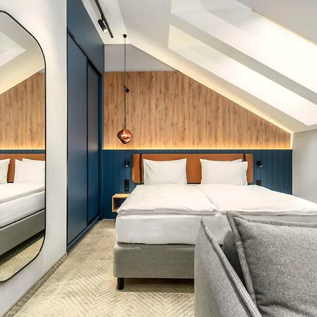 Happy Valley Aparthotel