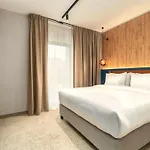 Hotel apartamentowy Happy Valley
