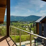 Happy Valley Aparthotel