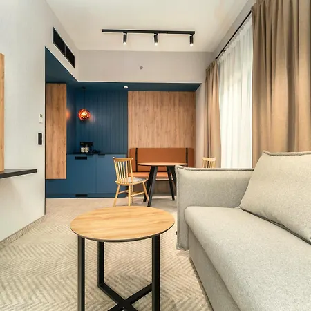 Happy Valley Hotel apartamentowy 4*