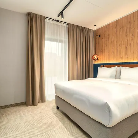 Hotel apartamentowy Happy Valley