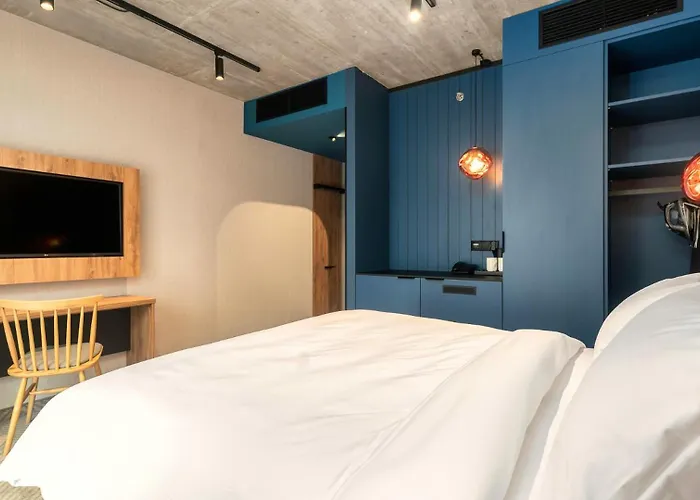 Happy Valley Hotel apartamentowy 4*