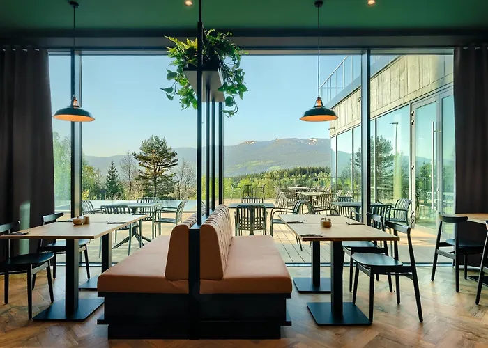 Happy Valley Hotel apartamentowy 4*