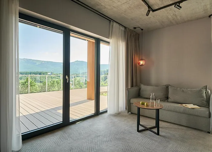 Hotel apartamentowy Happy Valley